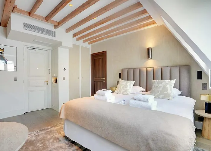 Stylish - 2p - Vendome Square Apartment Paris